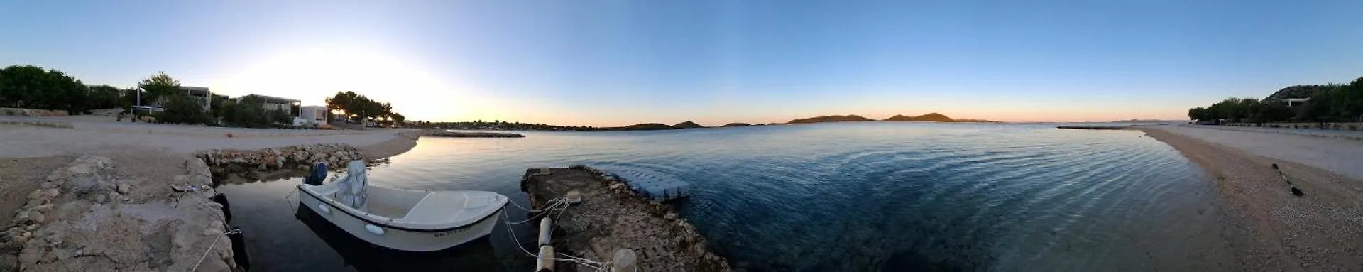 アパート Summer Home ドラゲ